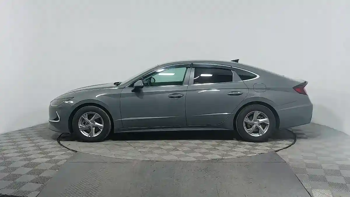 Hyundai Sonata 2020 года за 10 390 000 тг. в Астана
