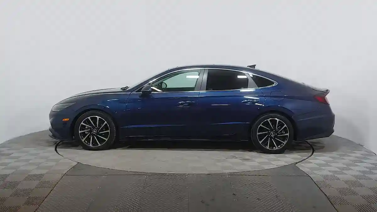 Hyundai Sonata 2020 года за 10 190 000 тг. в Астана