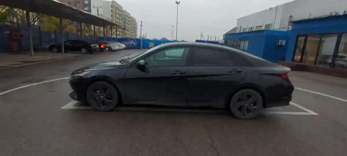 Hyundai Elantra 2021 года за 8 200 000 тг. в Алматы