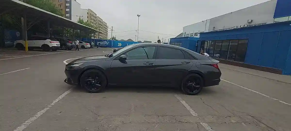 Hyundai Elantra 2021 года за 9 000 000 тг. в Алматы