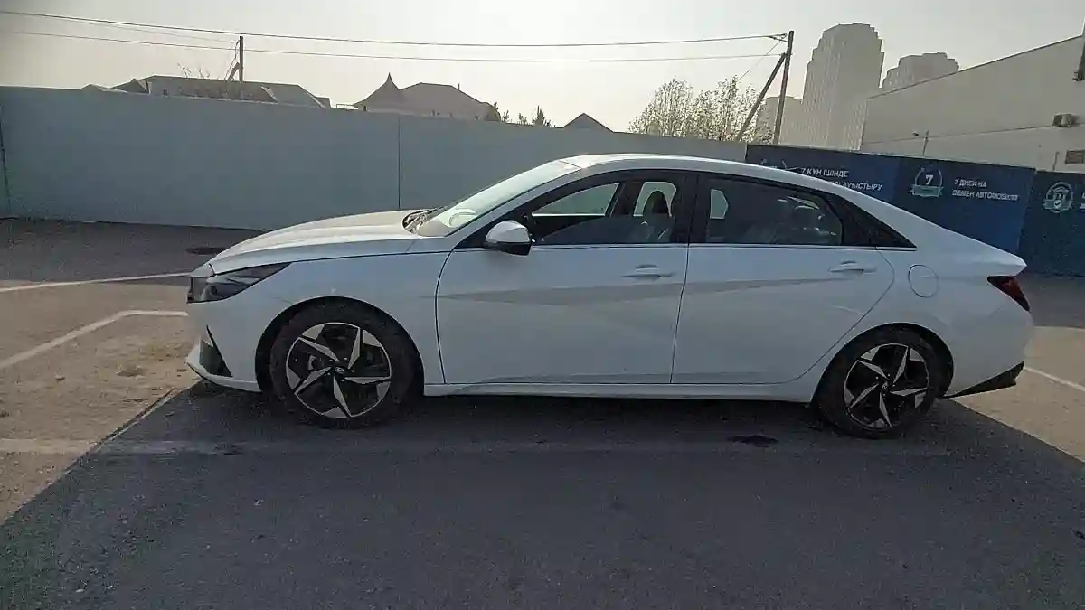 Hyundai Elantra 2021 года за 10 000 000 тг. в Шымкент
