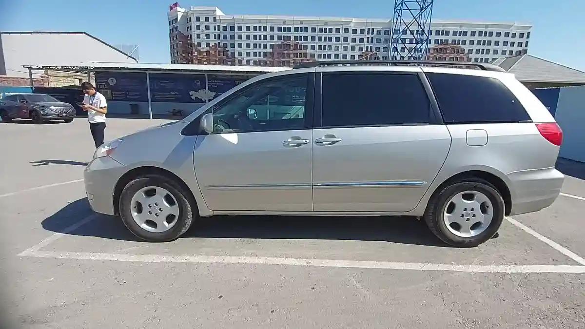 Toyota Sienna 2005 года за 8 500 000 тг. в Шымкент