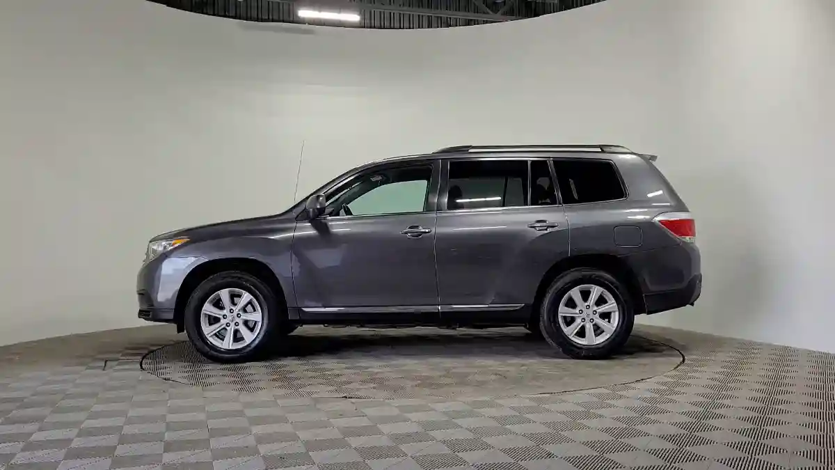 Toyota Highlander 2011 года за 11 500 000 тг. в Алматы