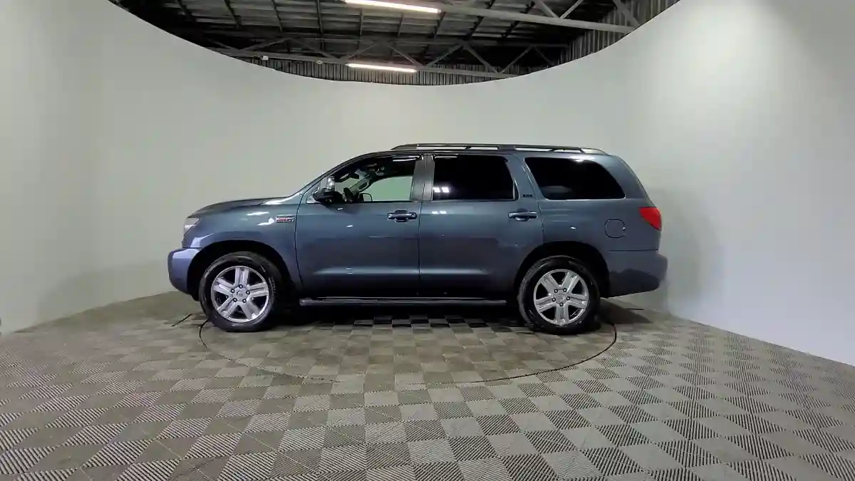 Toyota Sequoia 2007 года за 10 200 000 тг. в Алматы