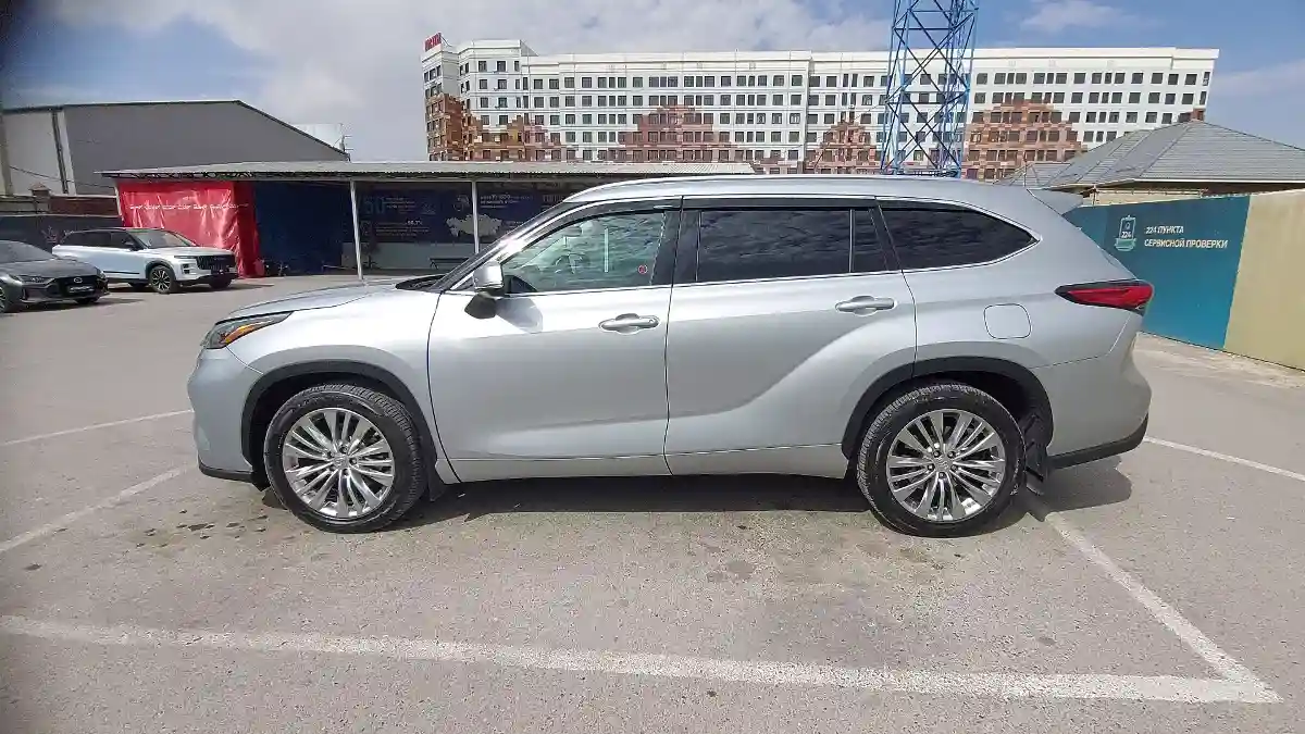 Toyota Highlander 2020 года за 27 000 000 тг. в Шымкент