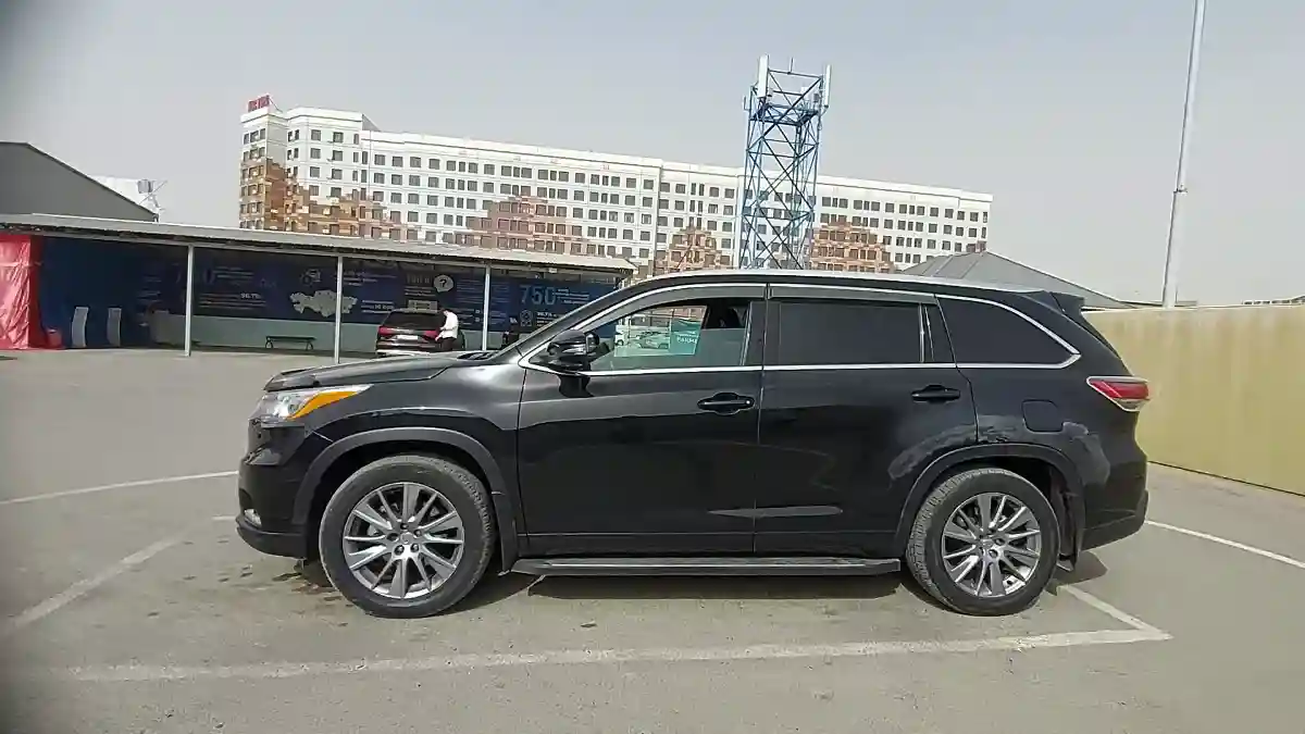 Toyota Highlander 2014 года за 13 000 000 тг. в Шымкент