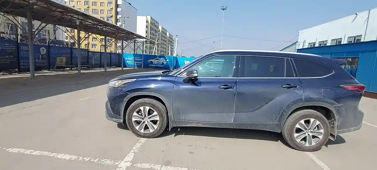 Toyota Highlander 2022 года за 24 000 000 тг. в Алматы