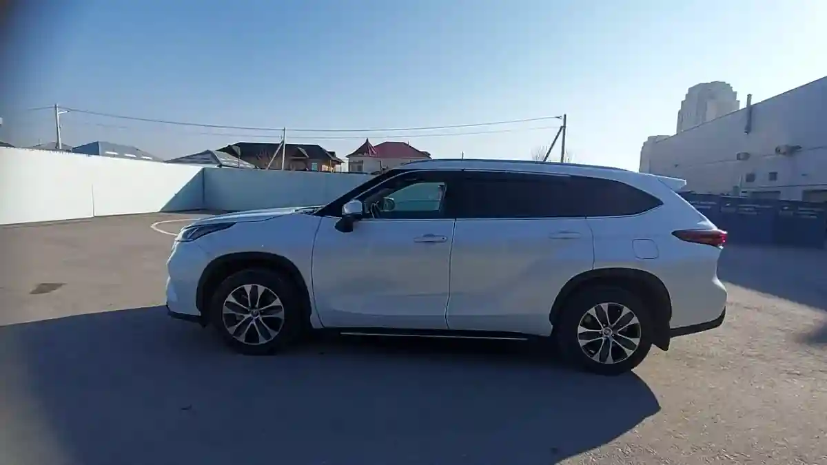 Toyota Highlander 2021 года за 20 500 000 тг. в Шымкент