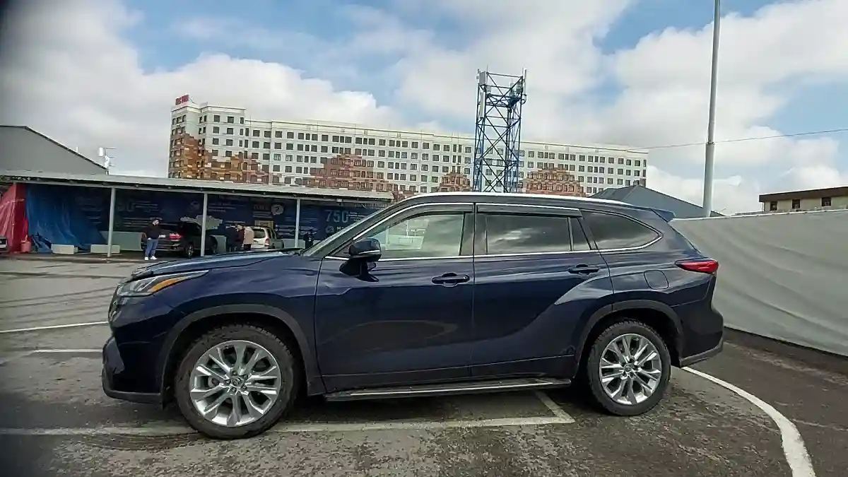 Toyota Highlander 2020 года за 25 000 000 тг. в Шымкент