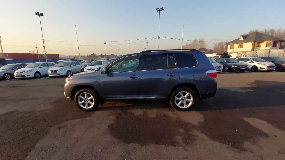 Toyota Highlander 2011 года за 11 500 000 тг. в Актобе