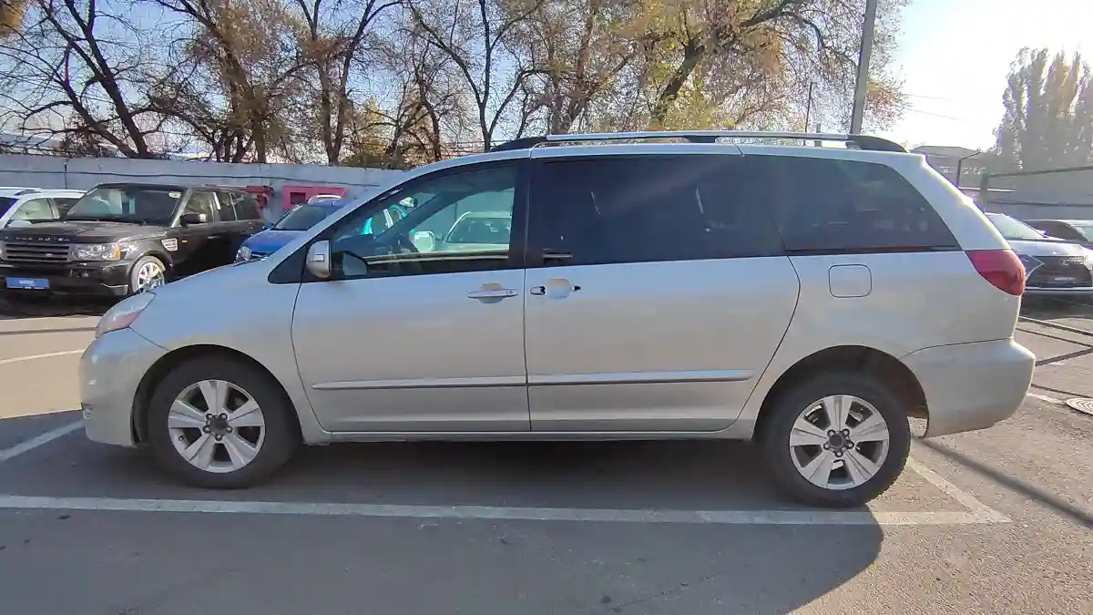 Toyota Sienna 2008 года за 8 500 000 тг. в Алматы