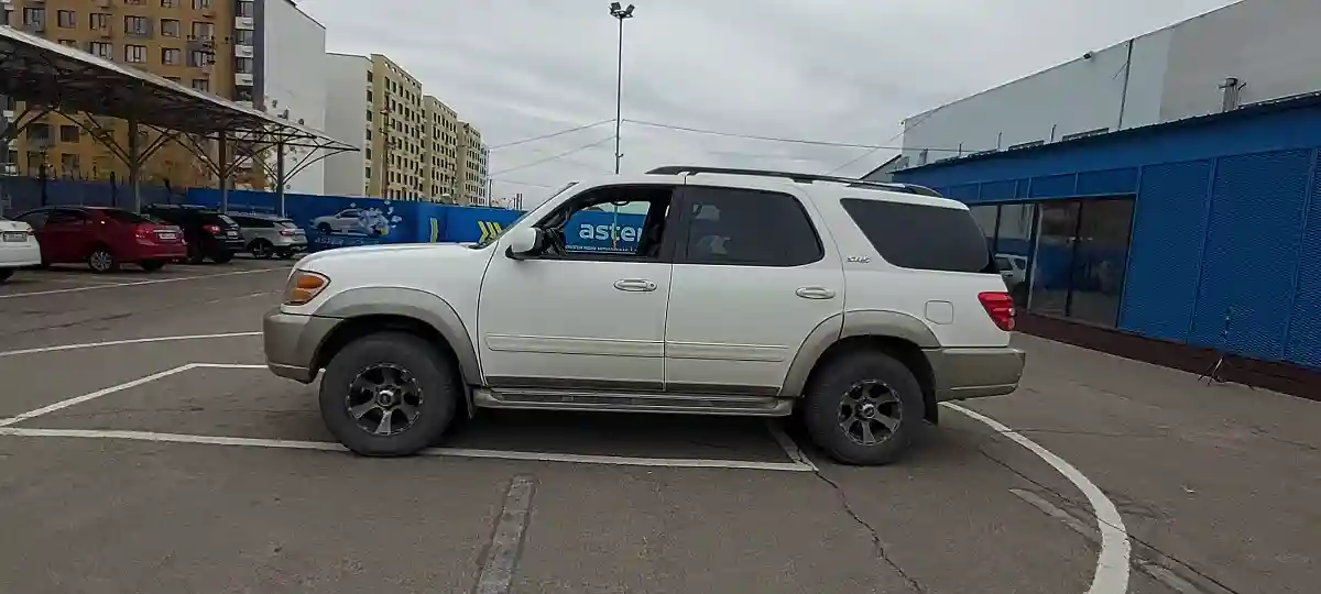 Toyota Sequoia 2003 года за 6 000 000 тг. в Алматы