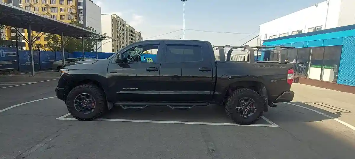 Toyota Tundra 2019 года за 30 000 000 тг. в Алматы