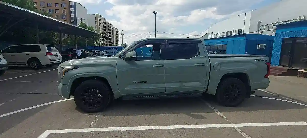 Toyota Tundra 2021 года за 40 000 000 тг. в Алматы
