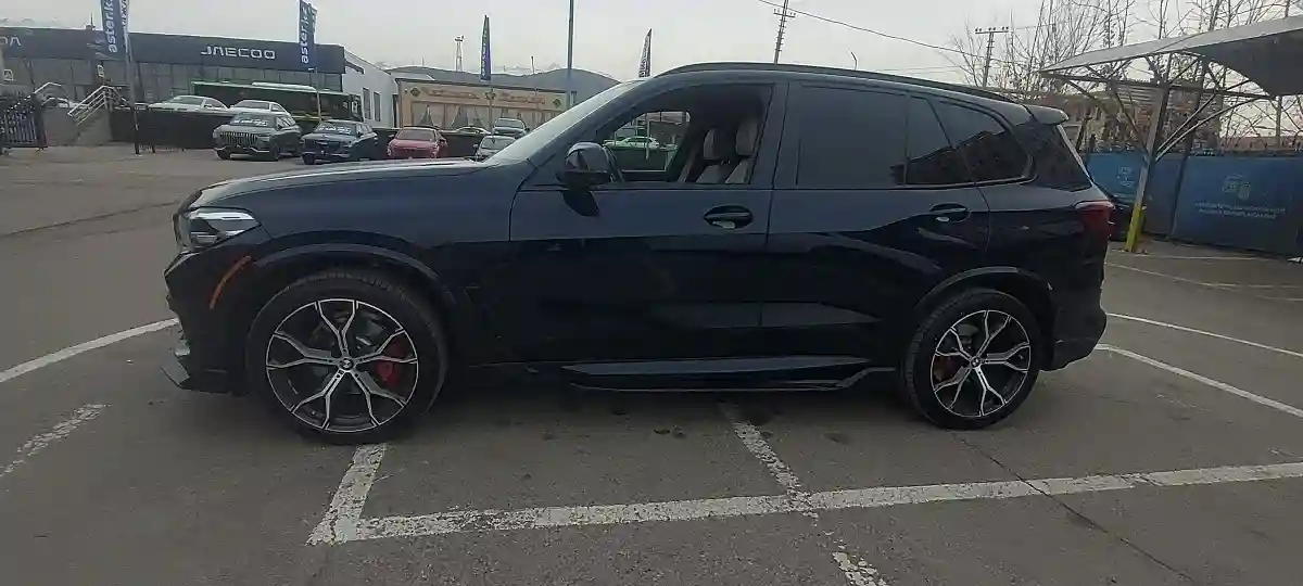 BMW X5 2021 года за 20 000 000 тг. в Алматы
