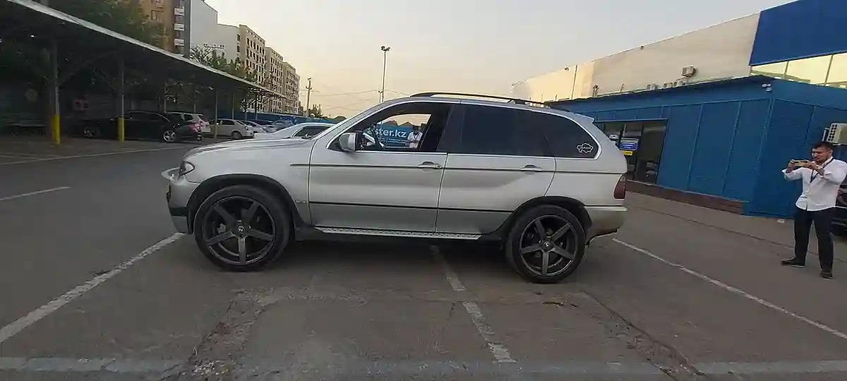 BMW X5 2004 года за 7 000 000 тг. в Алматы