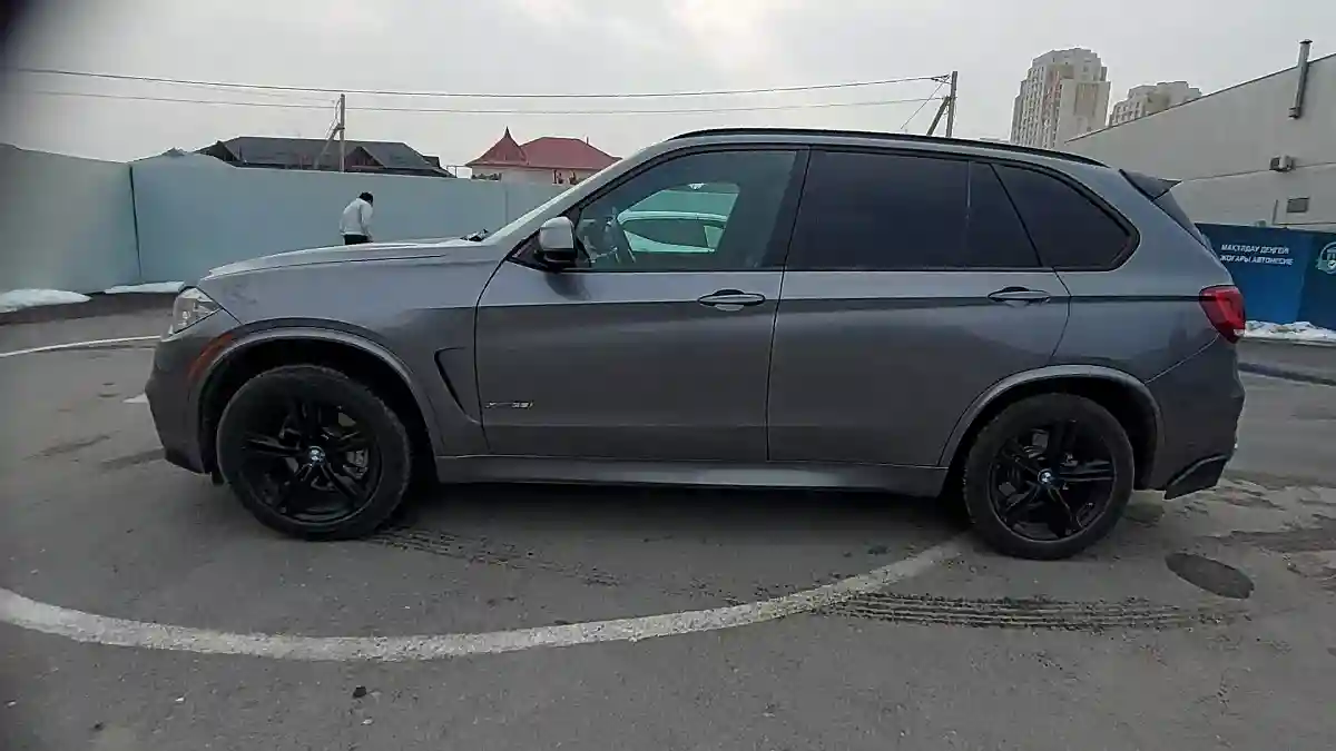 BMW X5 2014 года за 17 000 000 тг. в Шымкент