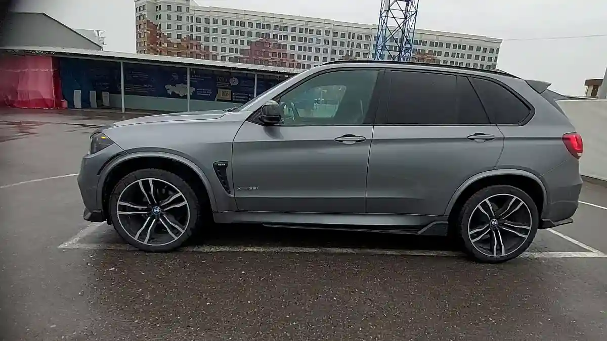 BMW X5 2015 года за 22 000 000 тг. в Шымкент