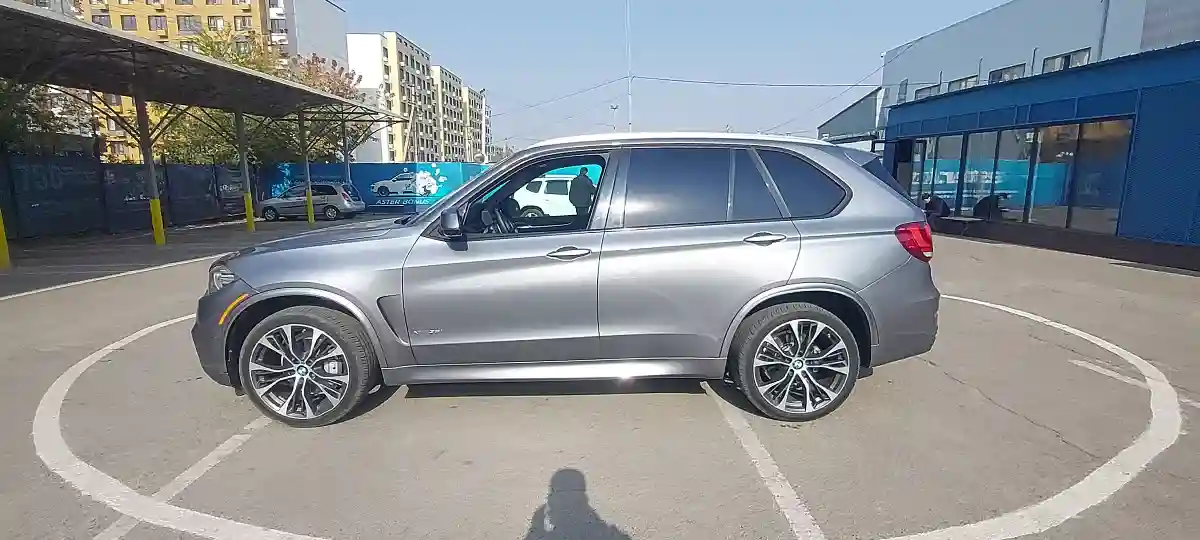 BMW X5 2015 года за 16 000 000 тг. в Алматы