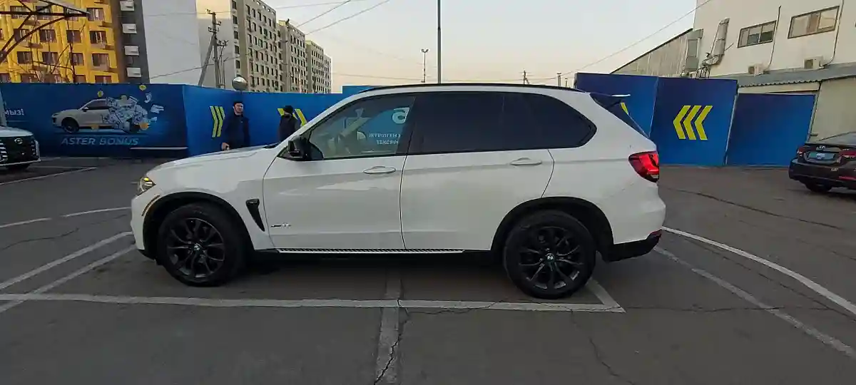 BMW X5 2015 года за 15 500 000 тг. в Алматы