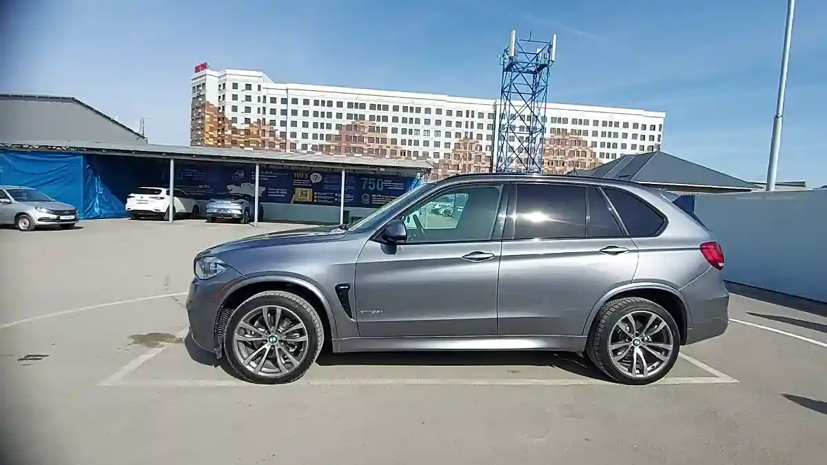 BMW X5 2015 года за 17 000 000 тг. в Шымкент