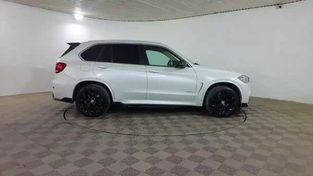 BMW X5 2016 года за 15 240 000 тг. в Шымкент