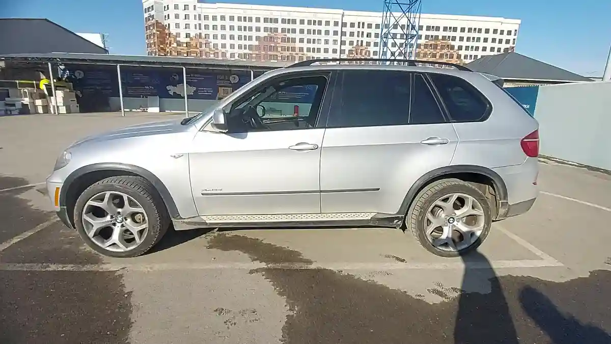 BMW X5 2012 года за 13 000 000 тг. в Шымкент