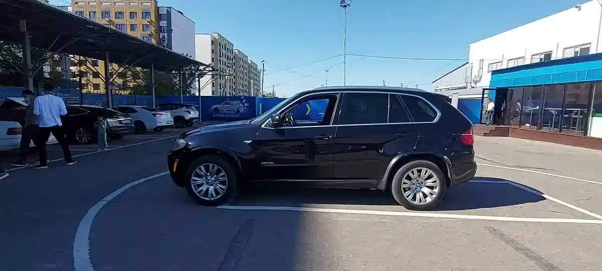 BMW X5 2010 года за 10 000 000 тг. в Алматы