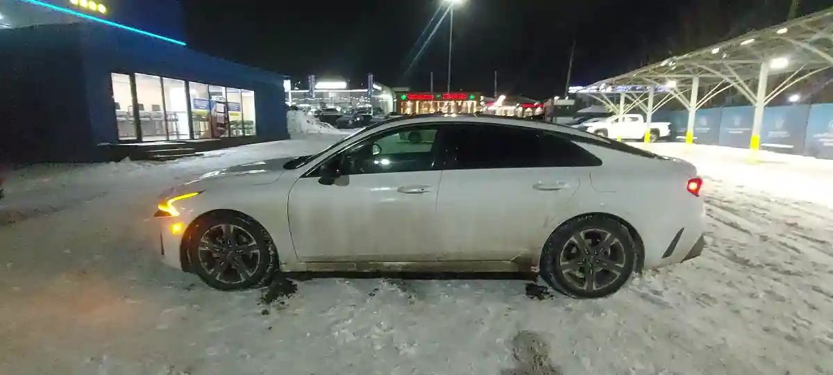 Kia K5 2021 года за 11 500 000 тг. в Алматы
