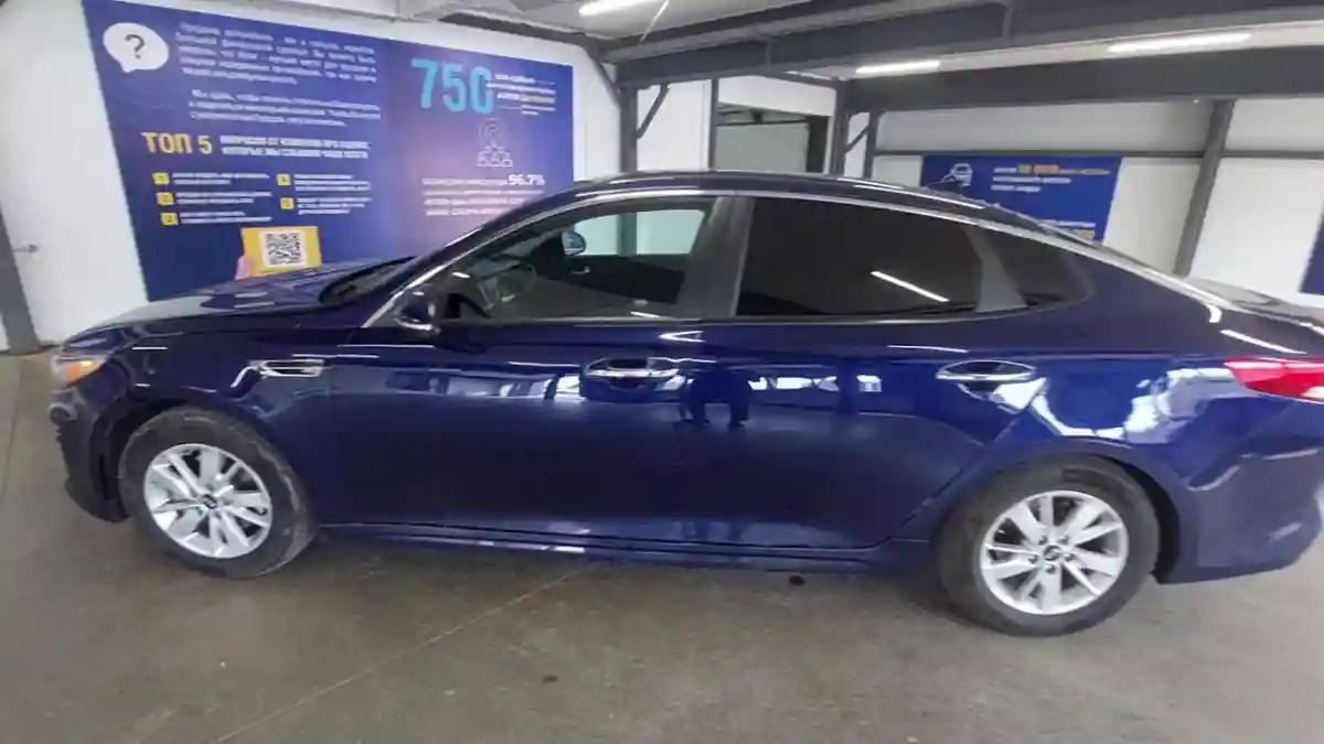 Kia Optima 2017 года за 8 000 000 тг. в Астана