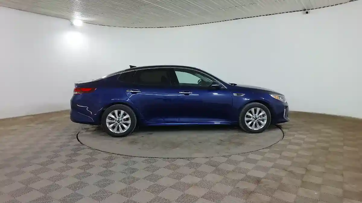 Kia Optima 2017 года за 8 490 000 тг. в Шымкент