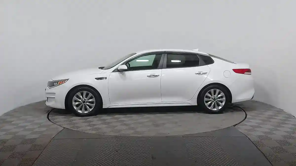 Kia Optima 2018 года за 8 890 000 тг. в Астана