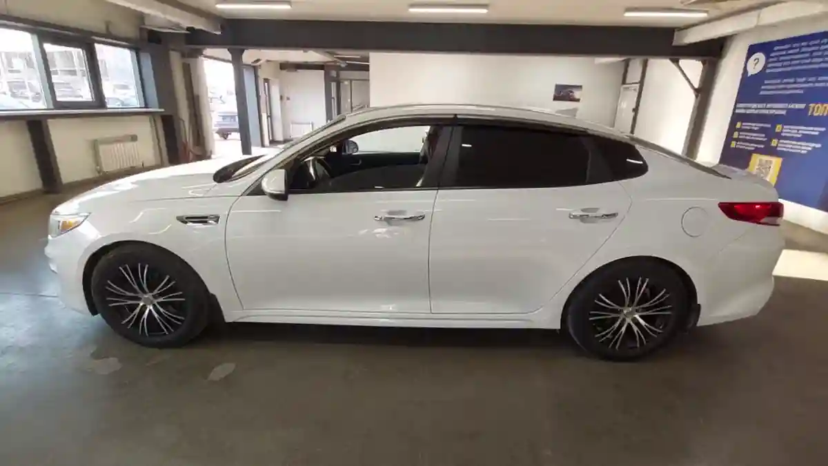 Kia Optima 2016 года за 9 000 000 тг. в Астана