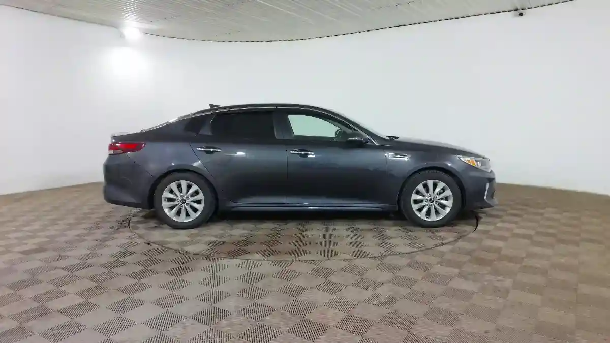 Kia Optima 2017 года за 7 650 000 тг. в Шымкент