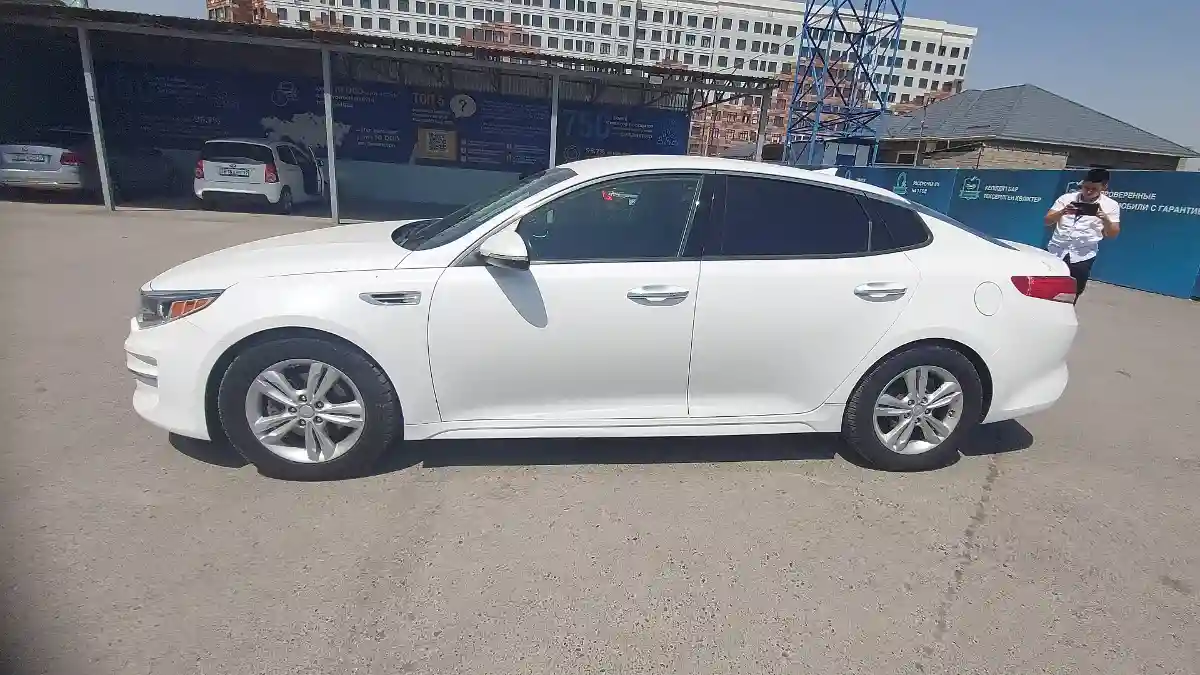 Kia Optima 2016 года за 8 500 000 тг. в Шымкент