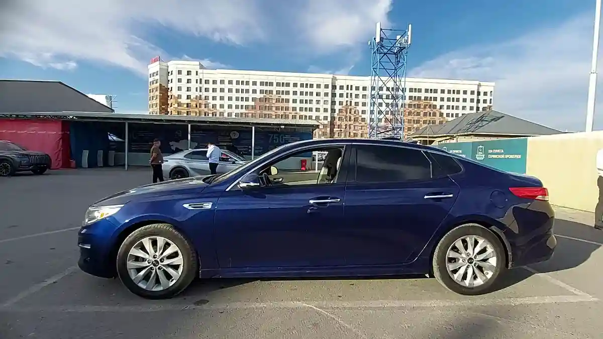 Kia Optima 2017 года за 9 300 000 тг. в Шымкент