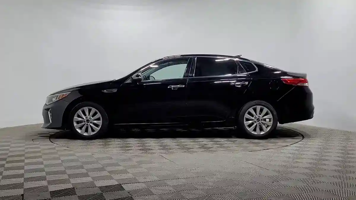 Kia Optima 2018 года за 8 990 000 тг. в Алматы