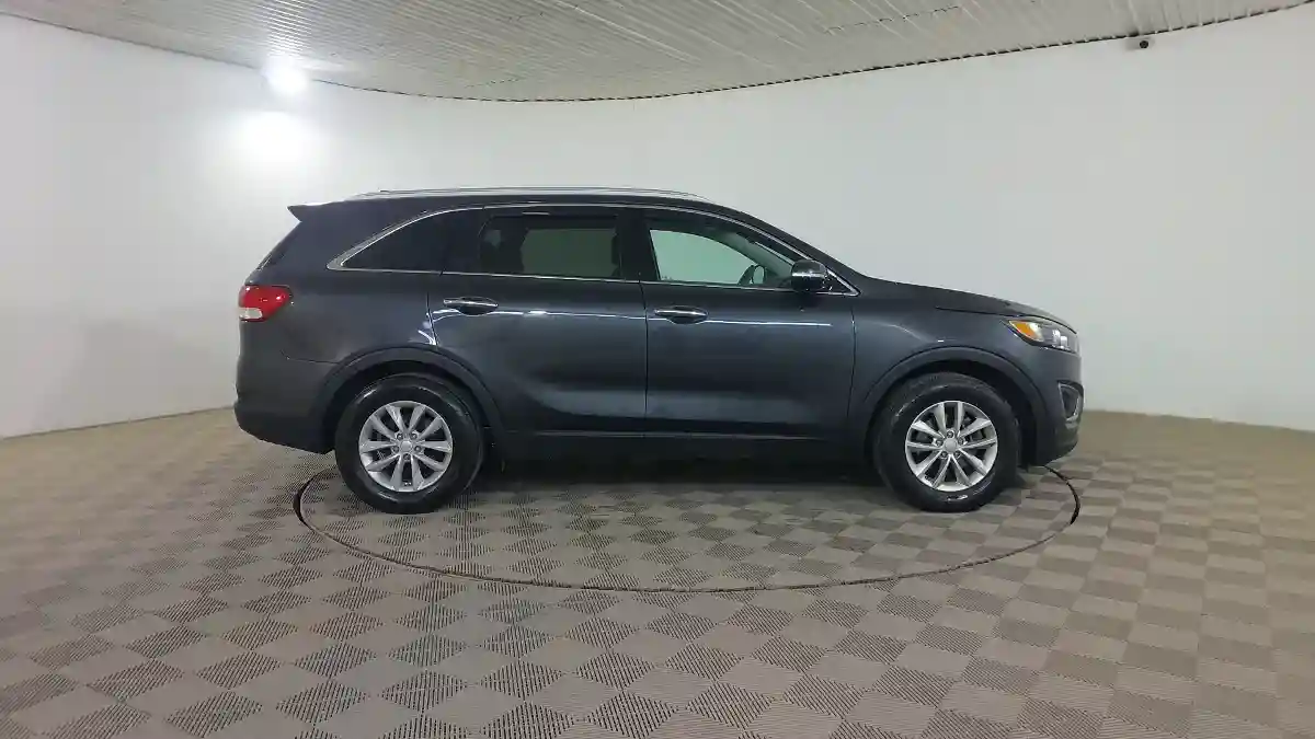 Kia Sorento 2017 года за 9 990 000 тг. в Шымкент