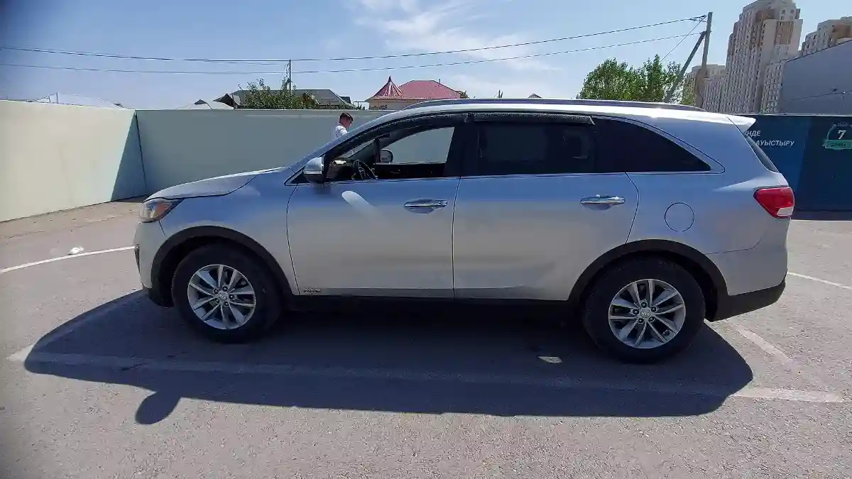 Kia Sorento 2018 года за 12 700 000 тг. в Шымкент