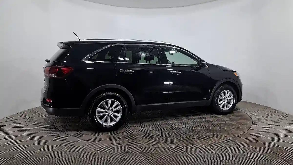 Kia Sorento 2019 года за 11 590 000 тг. в Астана