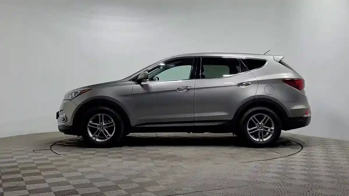 Hyundai Santa Fe 2017 года за 10 500 000 тг. в Алматы