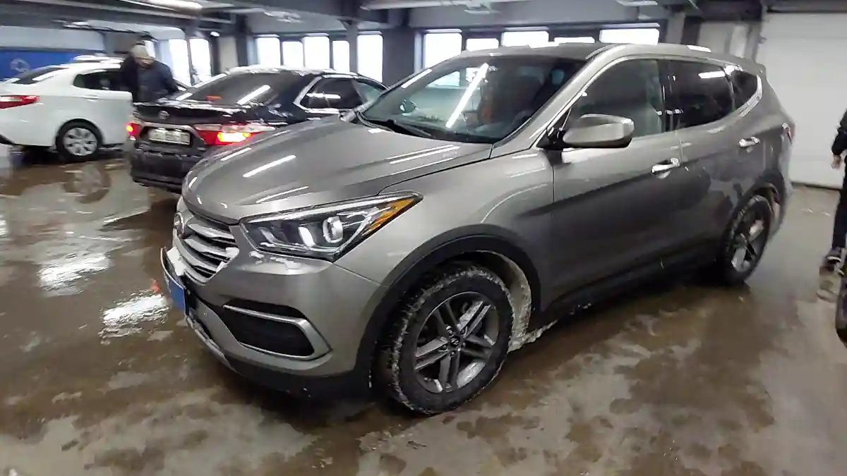 Hyundai Santa Fe 2016 года за 9 000 000 тг. в Астана