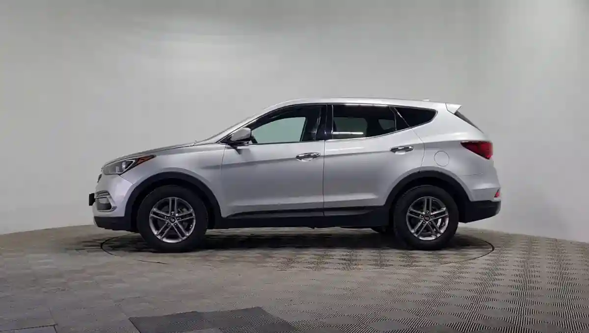 Hyundai Santa Fe 2016 года за 8 990 000 тг. в Алматы