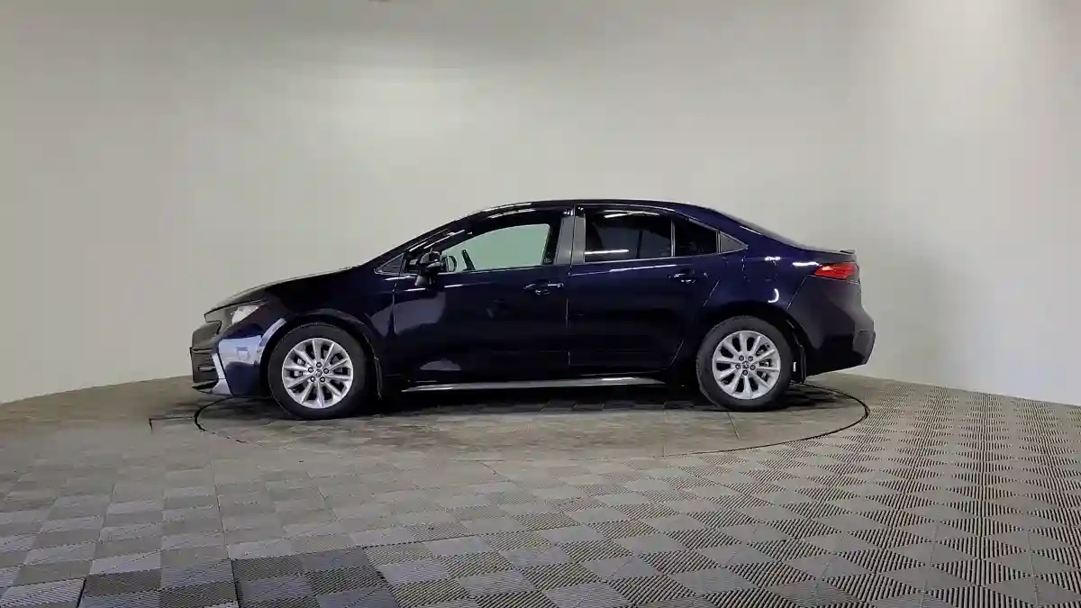 Toyota Corolla 2019 года за 8 290 000 тг. в Алматы
