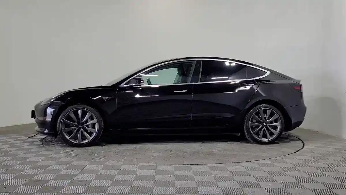 Tesla Model 3 2019 года за 11 690 000 тг. в Алматы