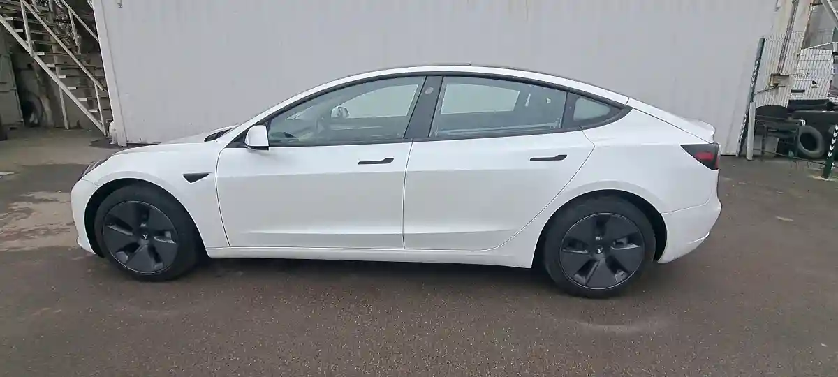Tesla Model 3 2021 года за 19 000 000 тг. в Алматы