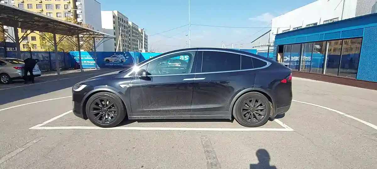 Tesla Model X 2016 года за 15 000 000 тг. в Алматы