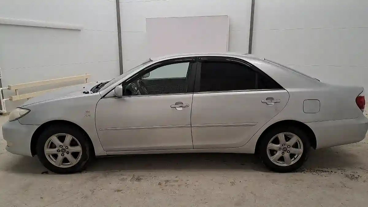 Toyota Camry 2005 года за 4 310 000 тг. в Актобе