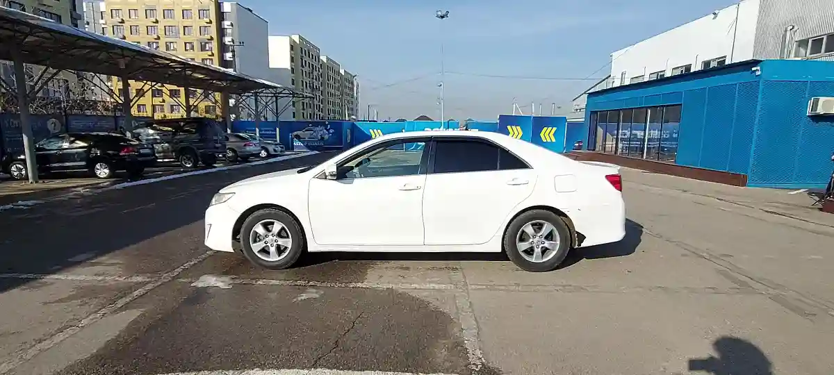 Toyota Camry 2013 года за 8 000 000 тг. в Алматы