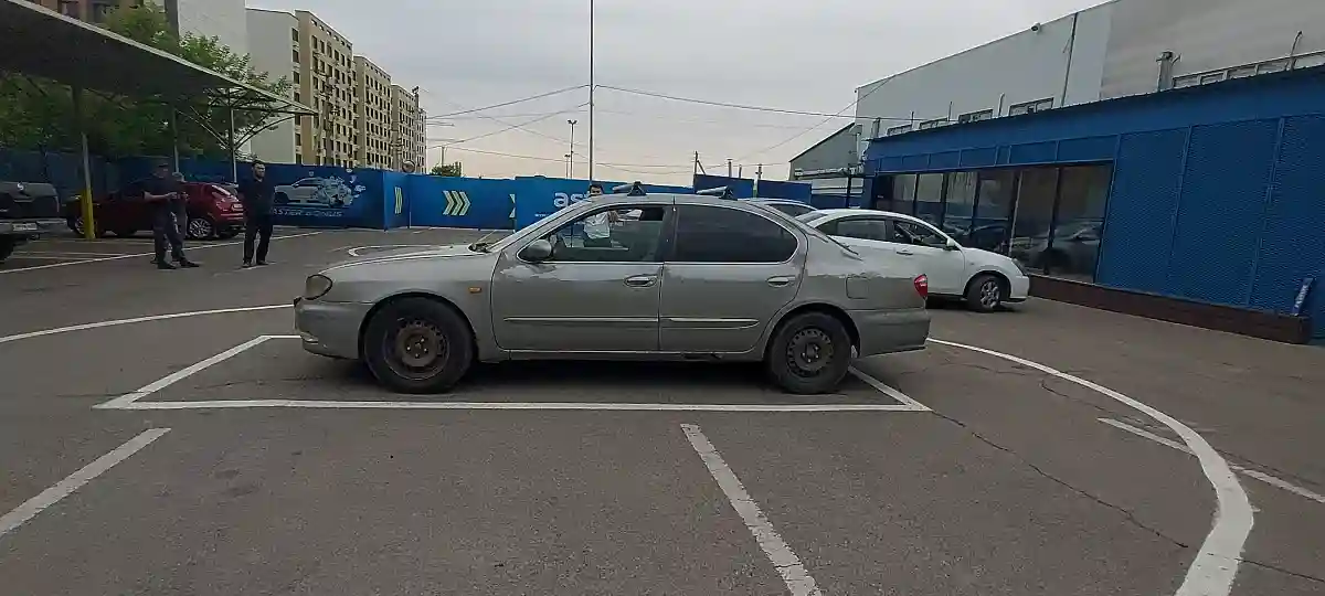 Nissan Cefiro 2000 года за 990 000 тг. в Алматы